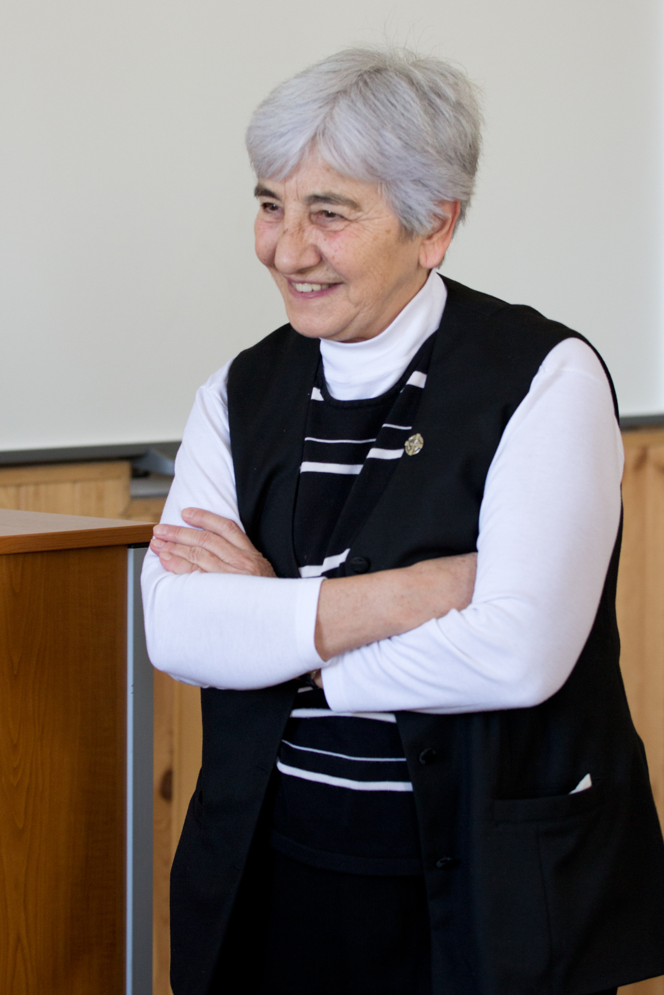Krisztina nővér, az iskola első igazgatója 1992-től